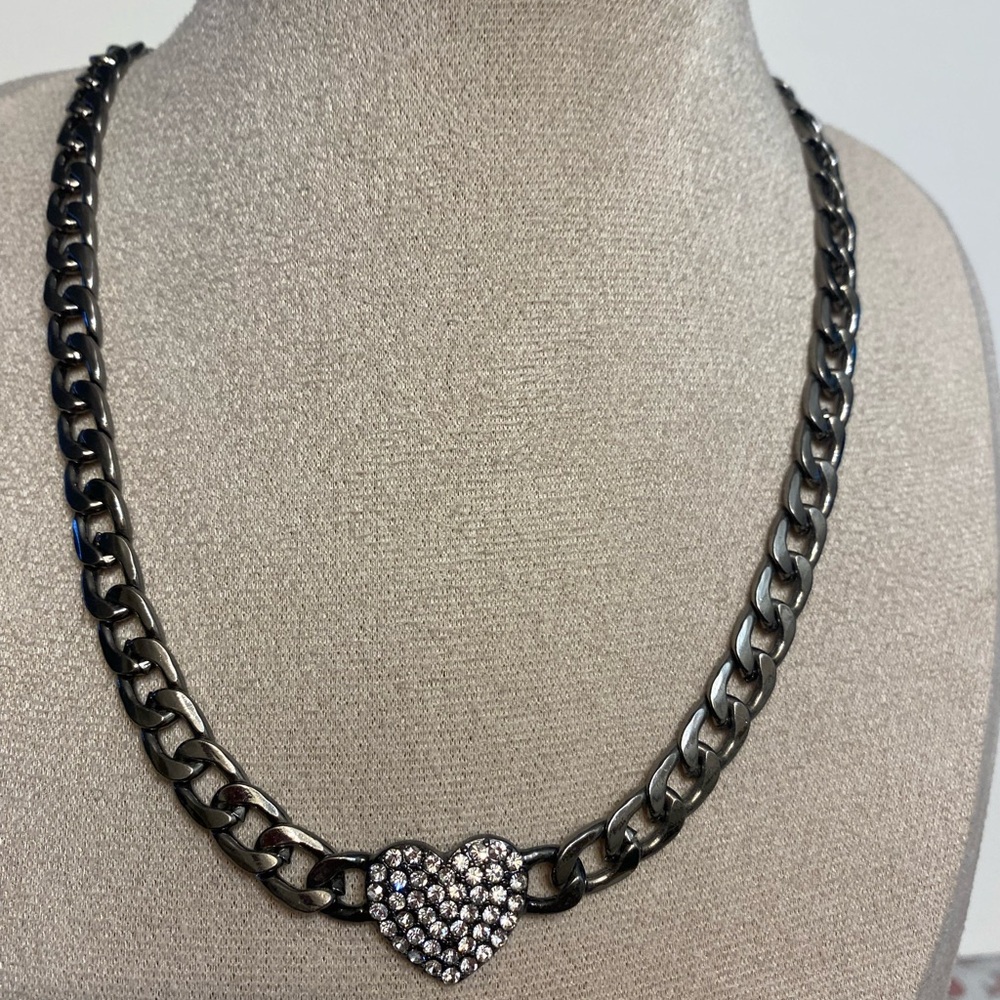 Silver Heart Pendant Chain Necklace